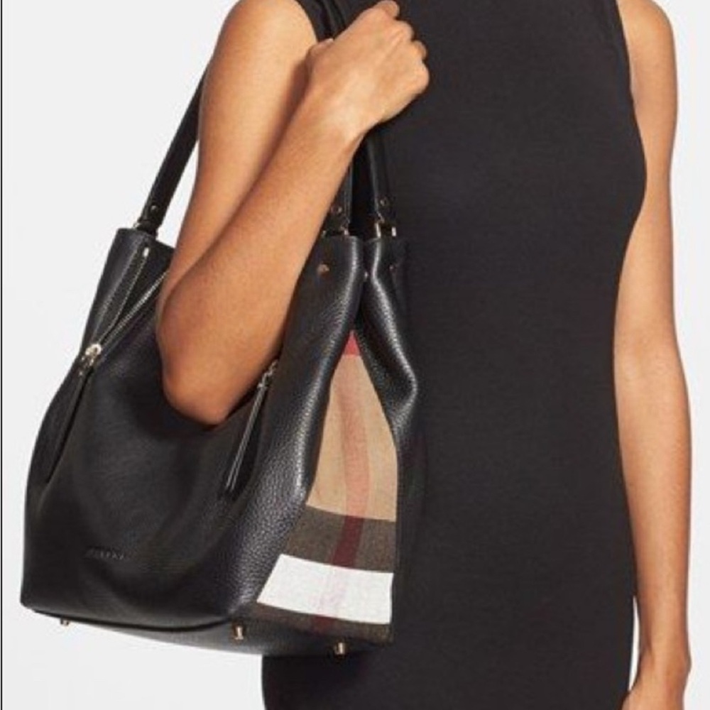 Burberry Brown Shoulder Bag with Sleek Design